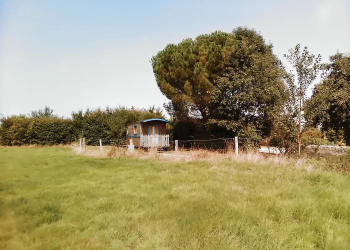 אכסניה Roulotte Marnefer